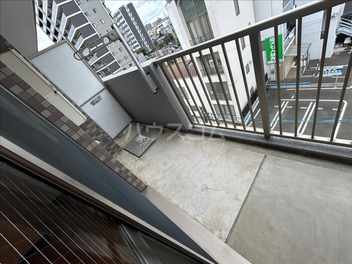 13/20 バルコニー