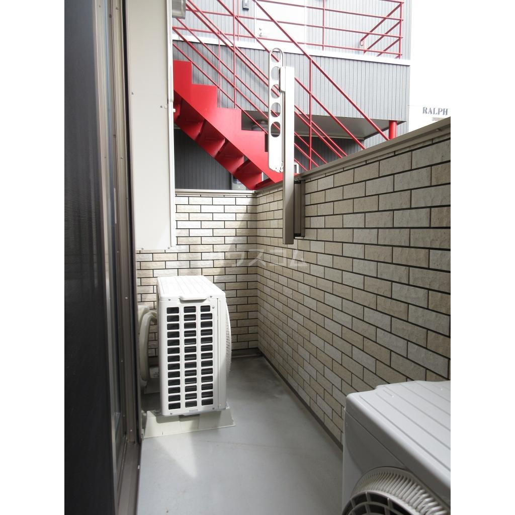 20/30 バルコニー