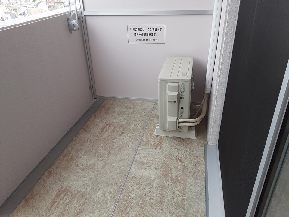 15/26 バルコニー