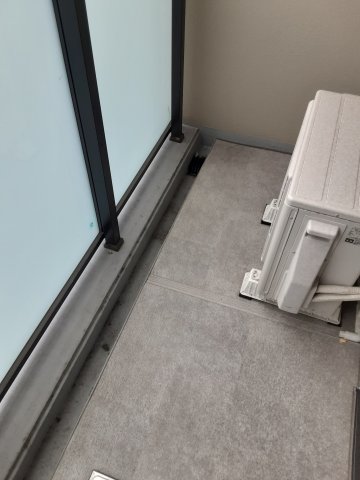 23/30 バルコニー