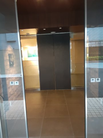 3/5 エントランス
