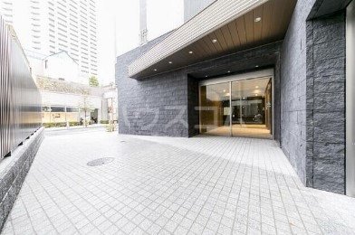 14/25 エントランス