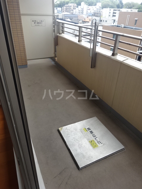 19/30 バルコニー
