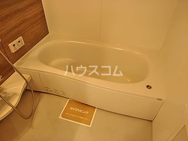 14/30 浴室