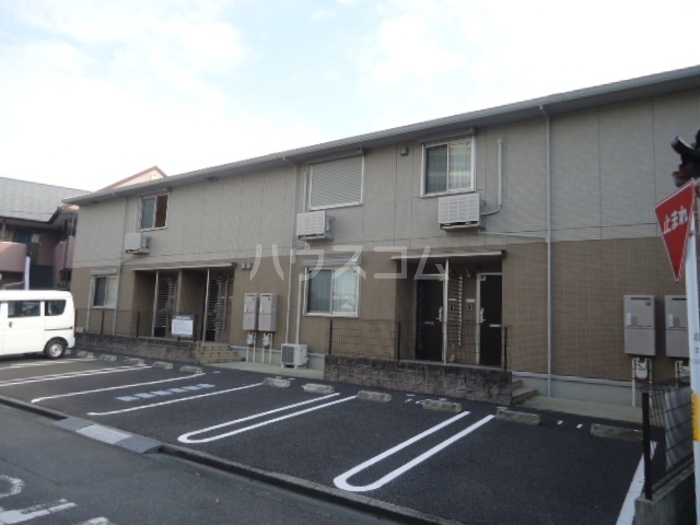 18/26 駐車場