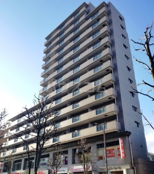 ワイズエメリールＵの外観