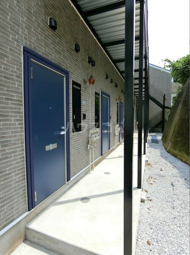 16/22 エントランス