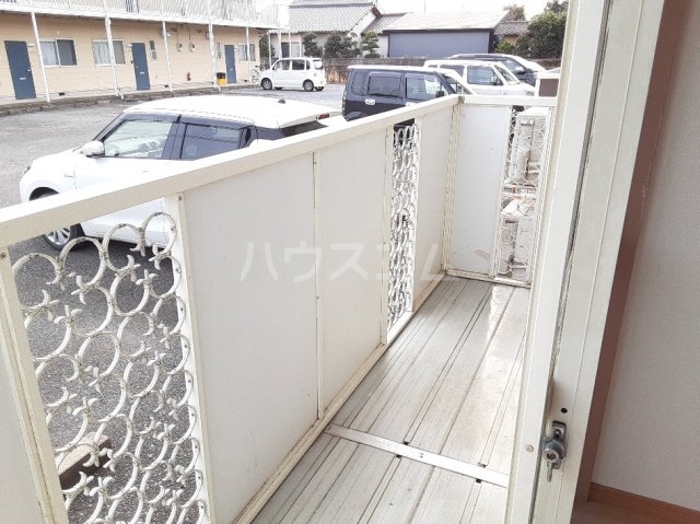 16/23 バルコニー