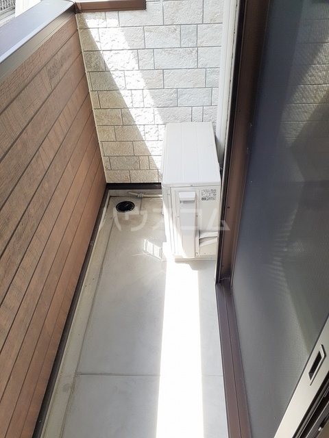 14/22 バルコニー