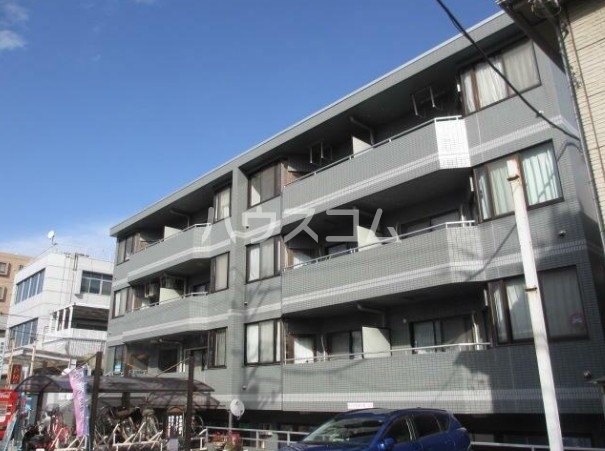 14/22 エントランス