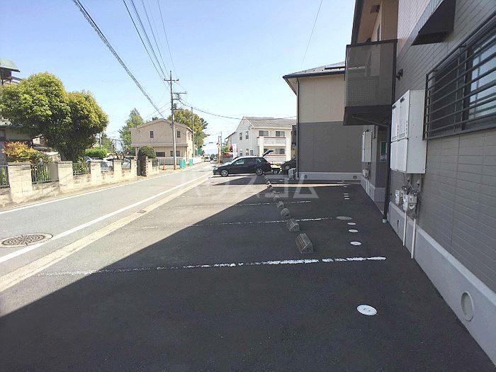 18/20 駐車場