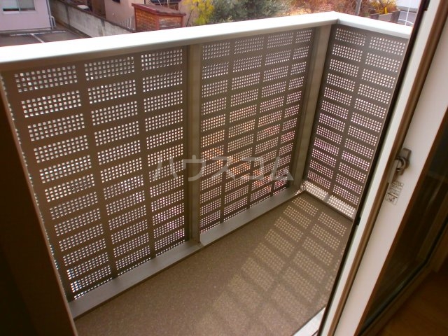 16/22 バルコニー