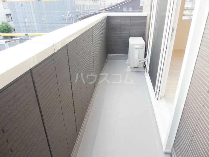 15/22 バルコニー