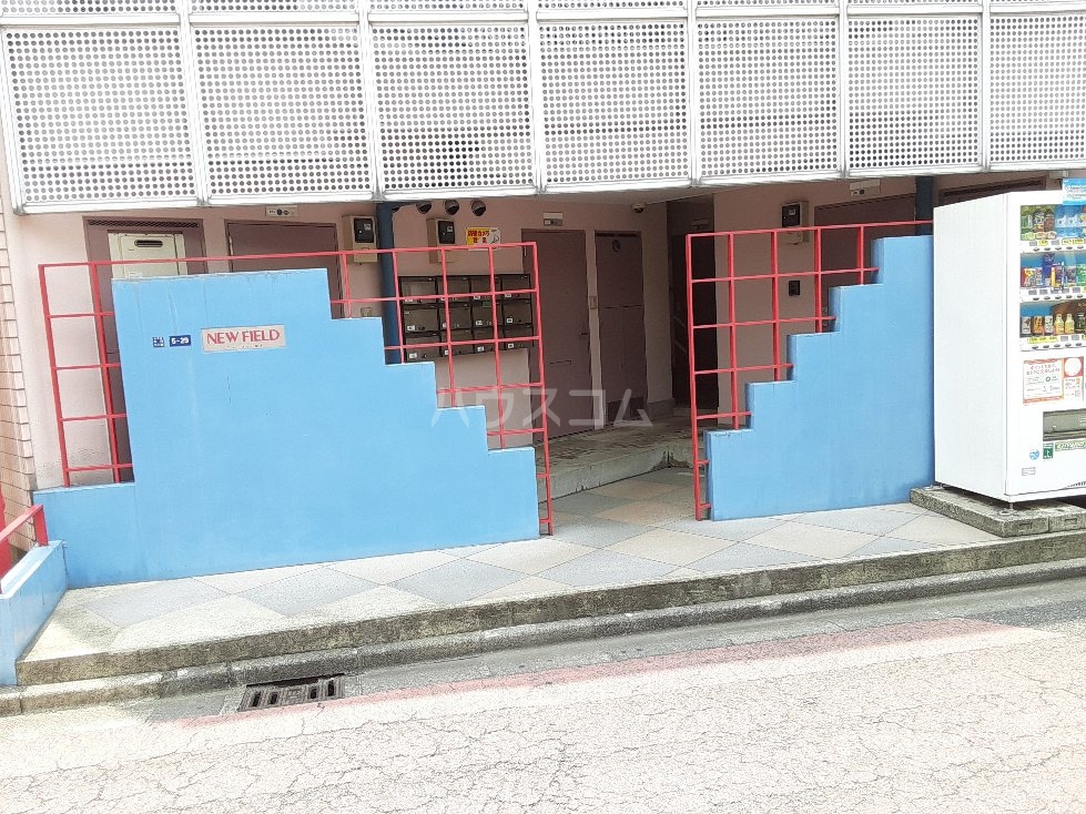 20/24 エントランス