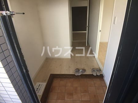 13/30 玄関