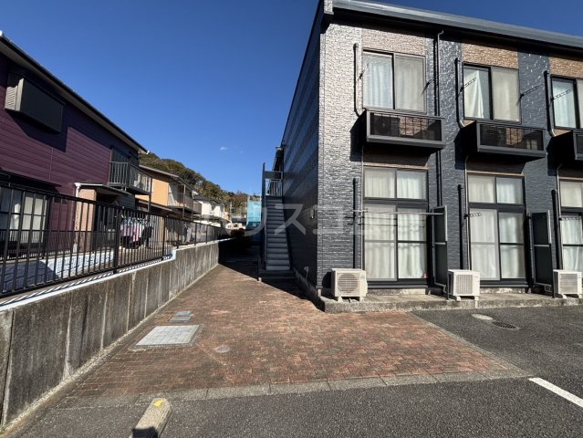 18/19 エントランス