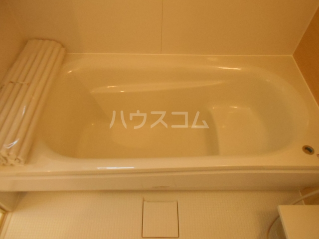 13/25 浴室