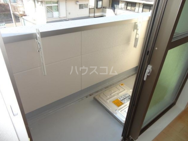 18/25 バルコニー