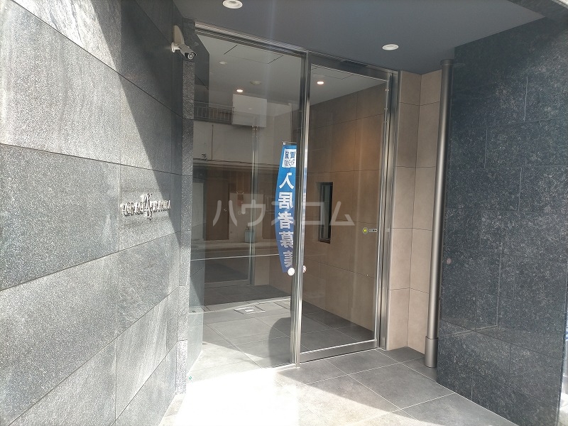 2/5 エントランス