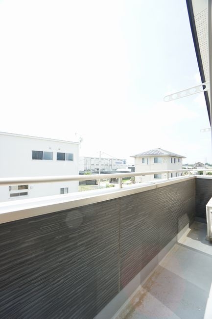 15/28 バルコニー