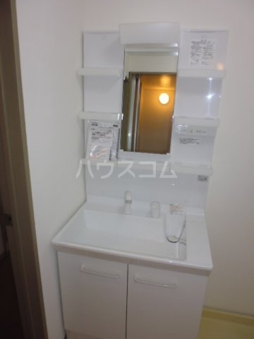 16/25 洗面