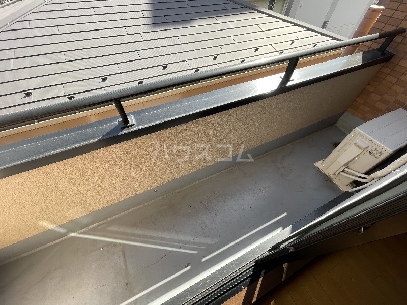 15/28 バルコニー