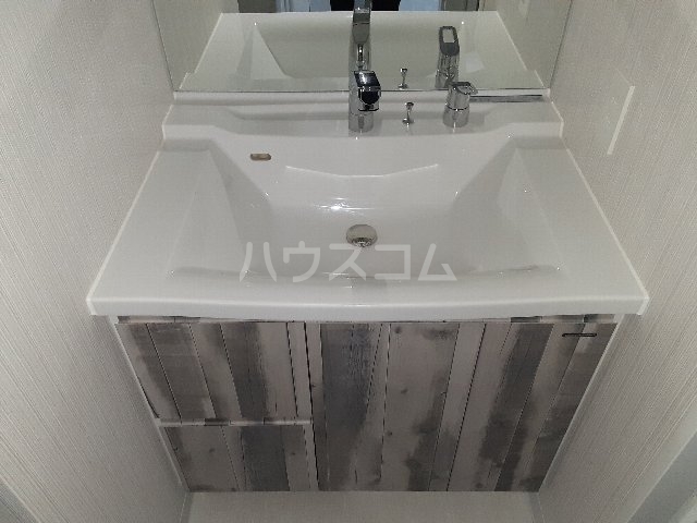 13/30 洗面