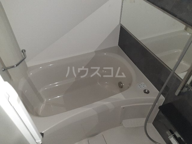 14/30 浴室