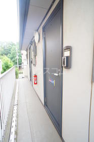 22/30 エントランス