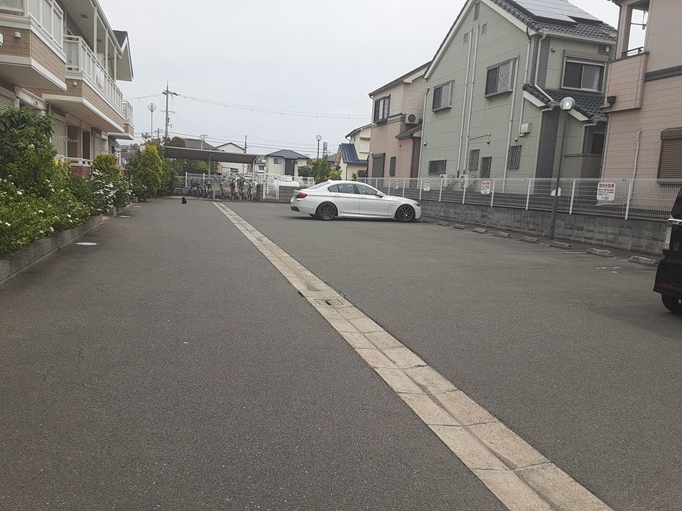 15/16 駐車場