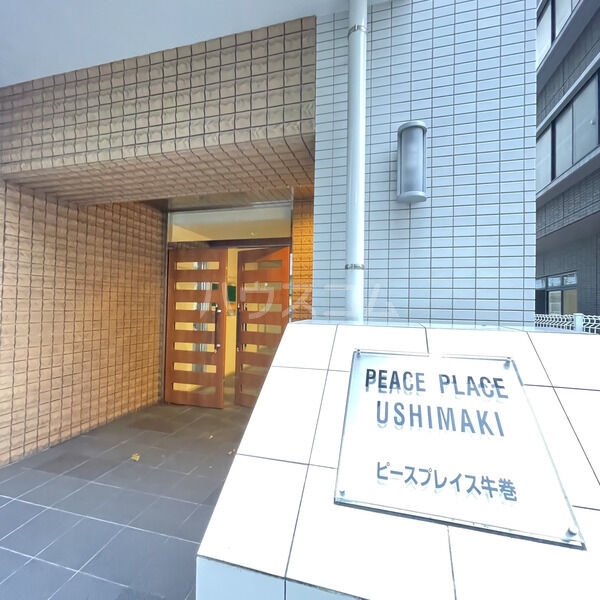 15/23 エントランス