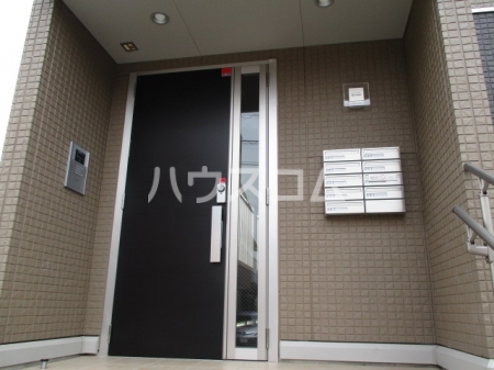 20/30 エントランス