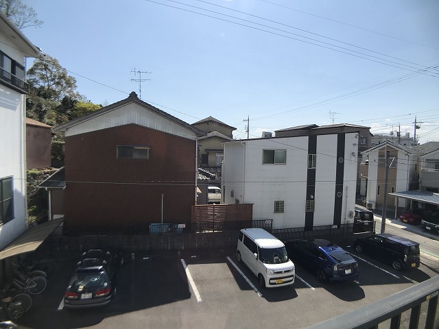4/12 駐車場