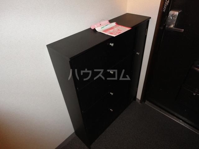 14/30 玄関