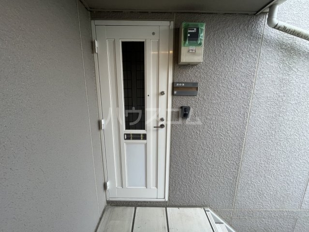 14/30 玄関