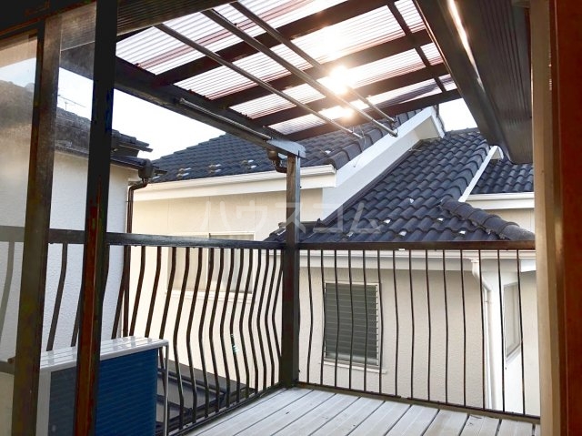 19/25 バルコニー