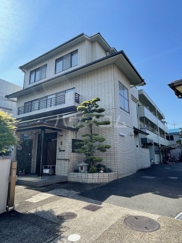 2/11 外観