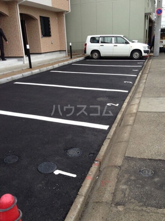 17/26 駐車場