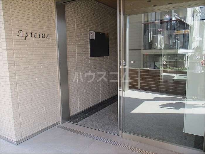 17/18 エントランス