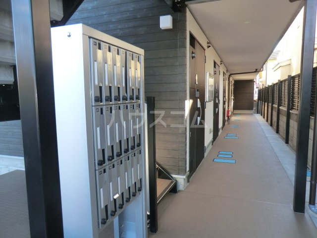 3/4 エントランス