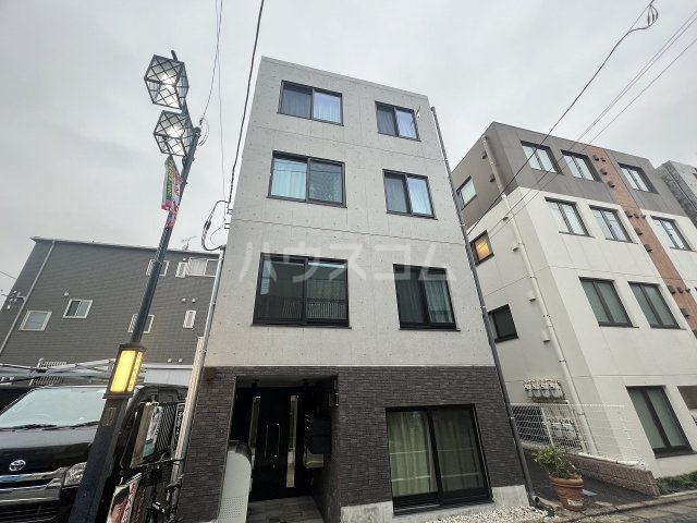 1/25 外観