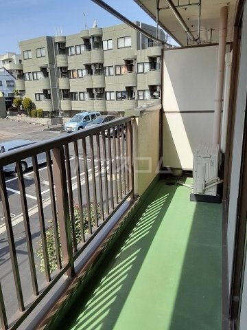 21/30 バルコニー