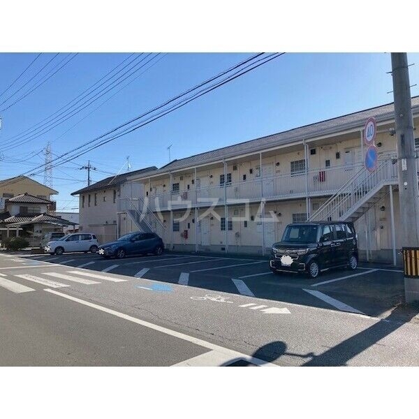 15/23 駐車場