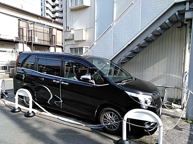 20/30 駐車場