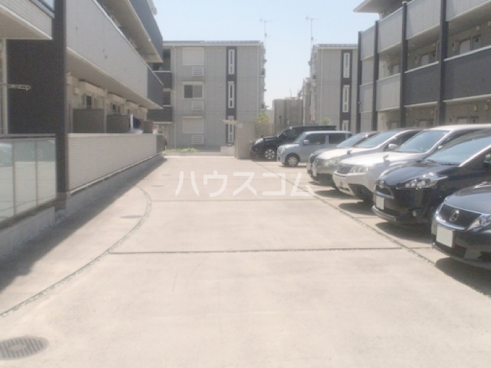 14/23 駐車場