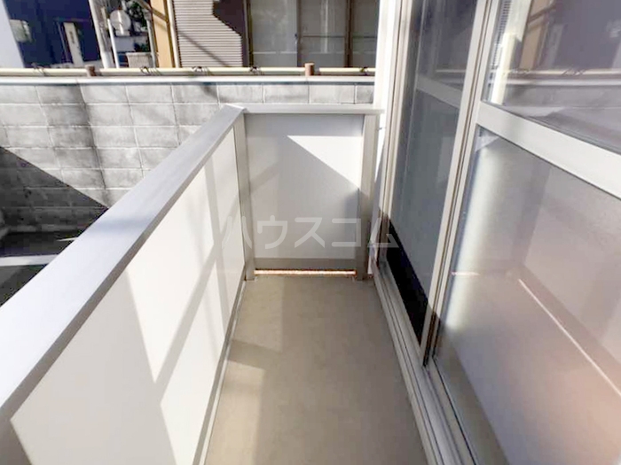 13/19 バルコニー