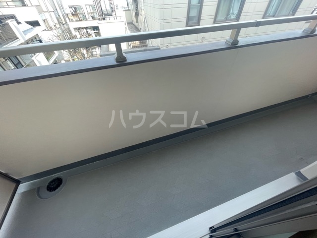 17/30 バルコニー