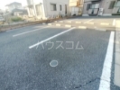 18/27 駐車場