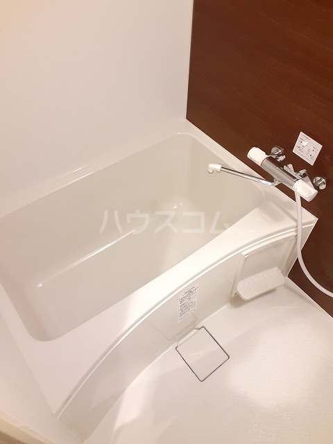 14/30 浴室