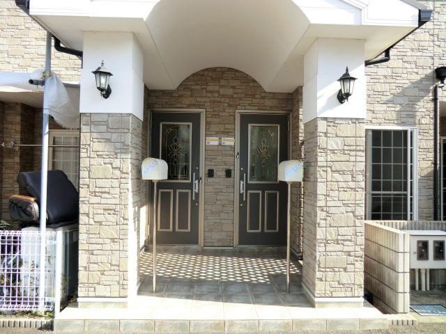 21/30 エントランス